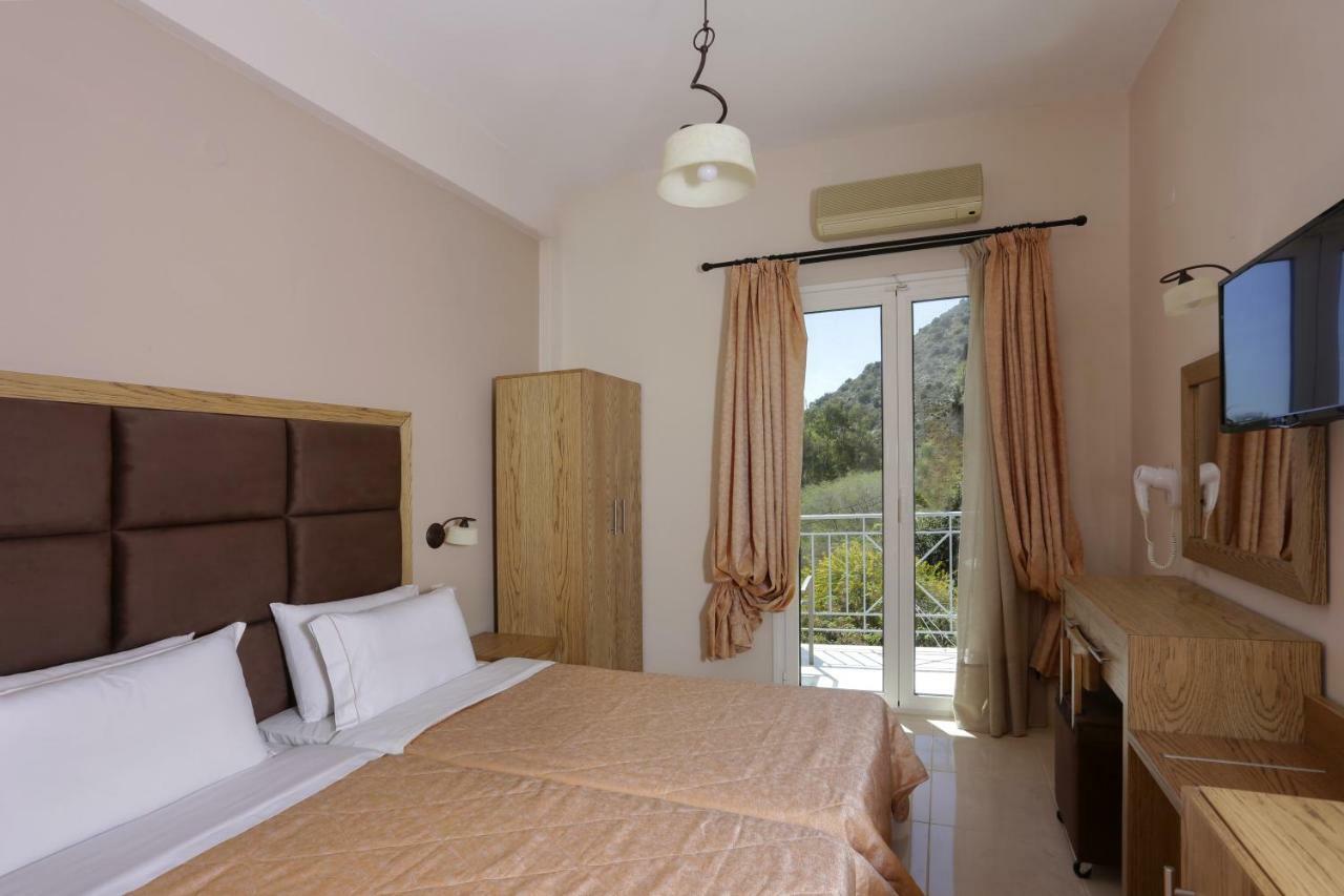 Hotel Aktaion Toló Kültér fotó
