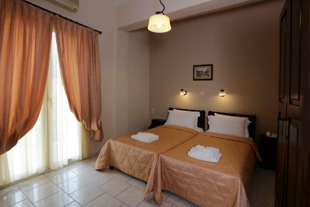 Hotel Aktaion Toló Kültér fotó