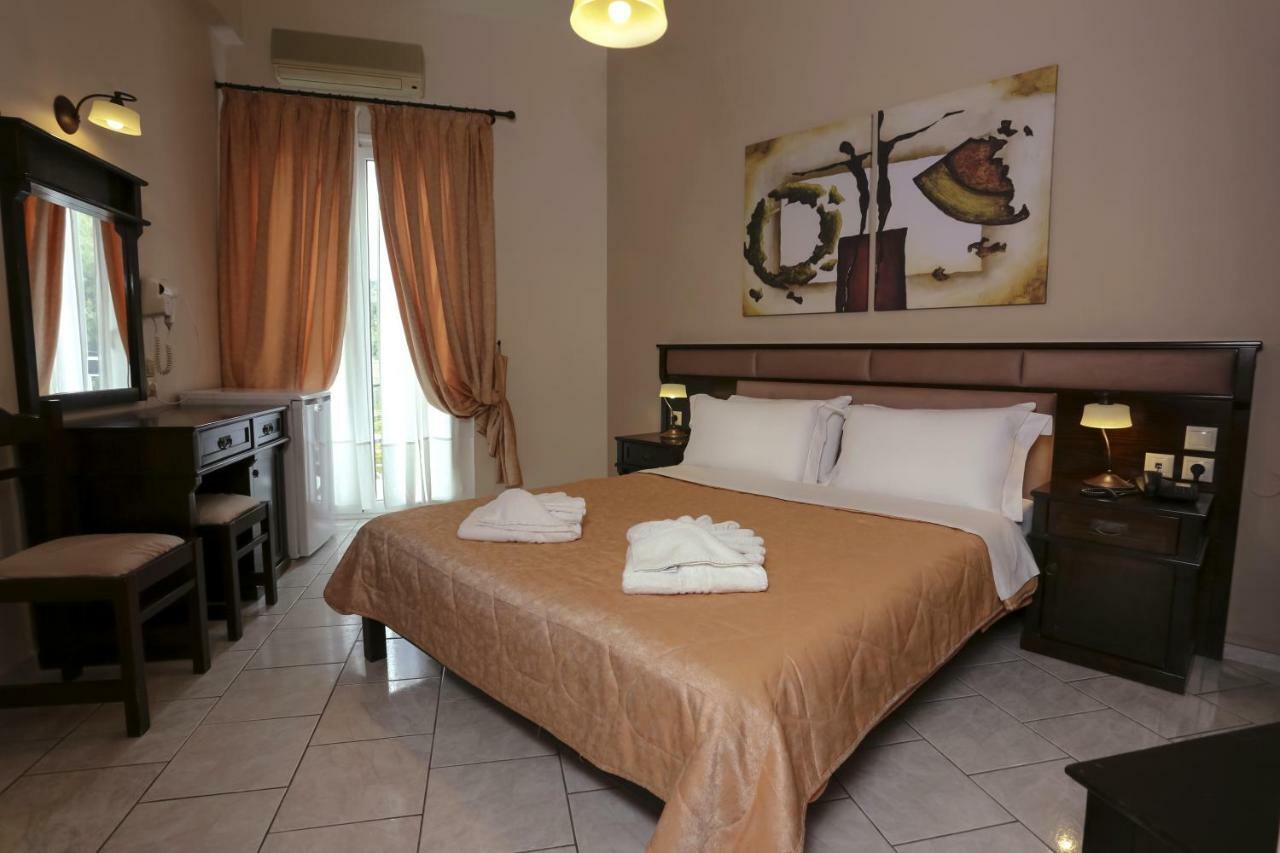 Hotel Aktaion Toló Kültér fotó