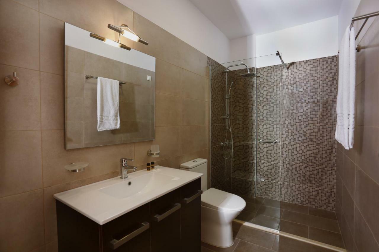 Hotel Aktaion Toló Kültér fotó