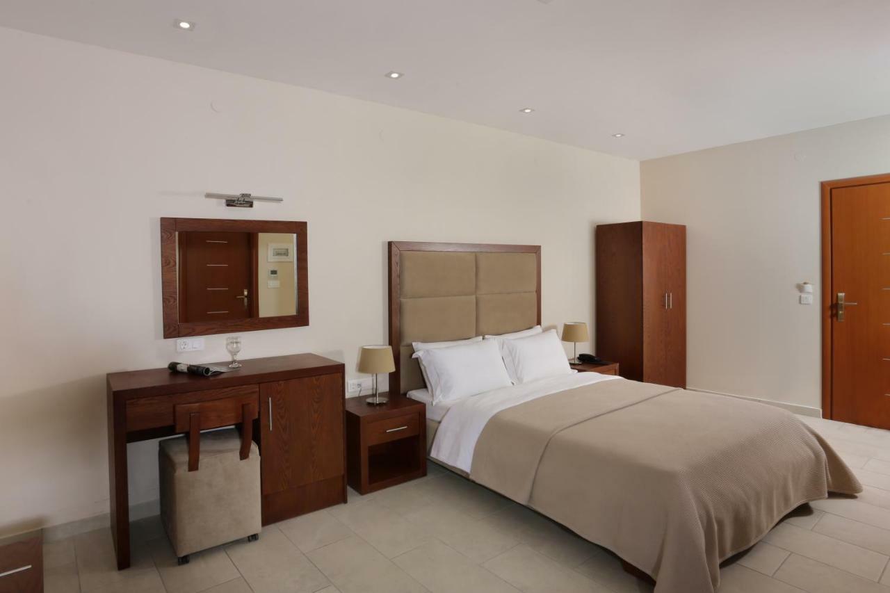 Hotel Aktaion Toló Kültér fotó